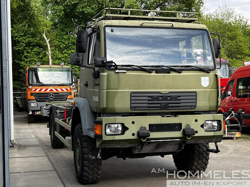 MAN 18.225 LAC 4x4 - Lastbil: bild 2 MAN 18.225 LAC 4x4 - Lastbil: bild 2