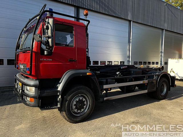 MAN LE 18.280 multilift - Lastväxlare lastbil: bild 2 MAN LE 18.280 multilift - Lastväxlare lastbil: bild 2