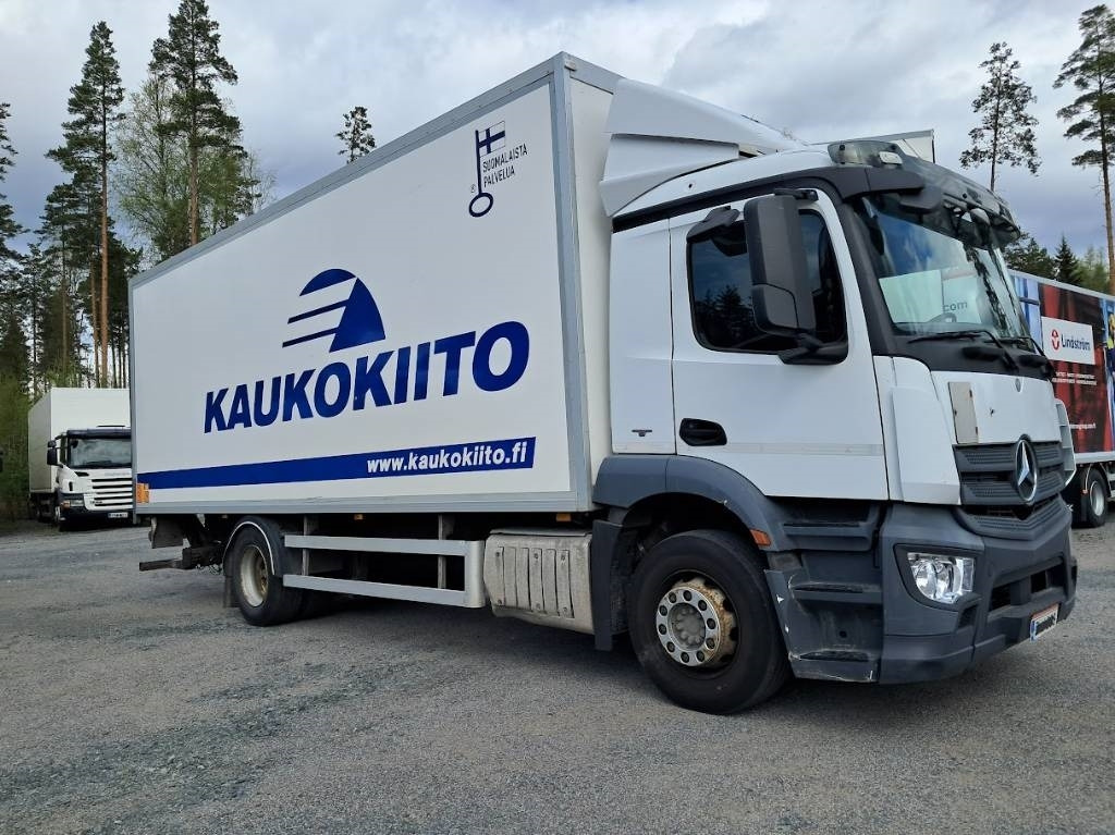 Mercedes-Benz Antos 1824L - Lastbil med skåp: bild 3 Mercedes-Benz Antos 1824L - Lastbil med skåp: bild 3