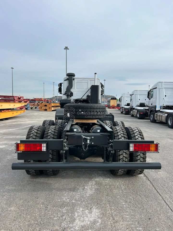 ASTRA HD9 8x4 CHASSIS - Barcelona Stock - Chassi lastbil: bild 2 ASTRA HD9 8x4 CHASSIS - Barcelona Stock - Chassi lastbil: bild 2