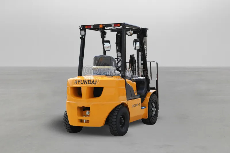 Hyundai Forklift 30DE-7 3 TONS DIESEL 3 STAGE - Dieseltruck: bild 5 Hyundai Forklift 30DE-7 3 TONS DIESEL 3 STAGE - Dieseltruck: bild 5