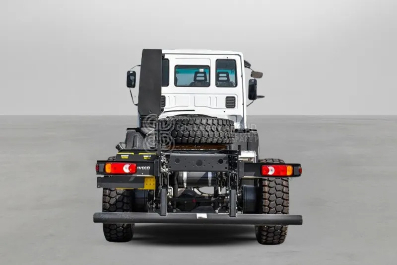 Iveco Euro Cargo ML150 4x4 Chassis - Chassi lastbil: bild 5 Iveco Euro Cargo ML150 4x4 Chassis - Chassi lastbil: bild 5