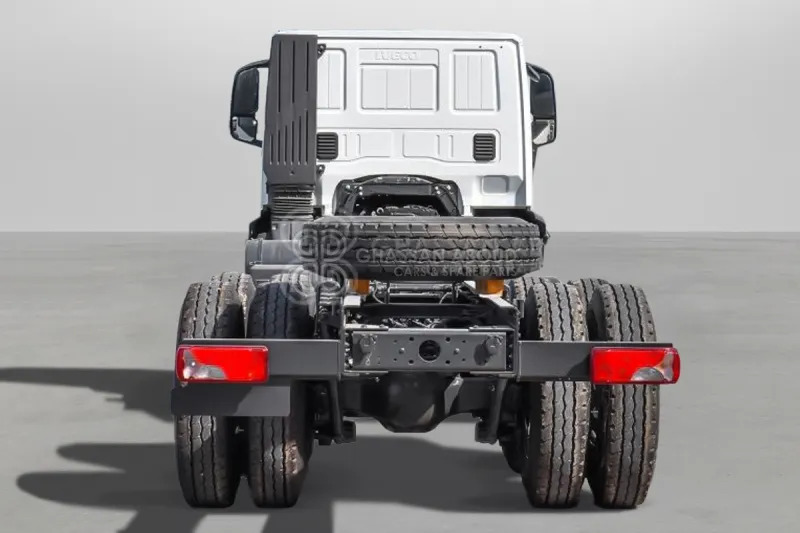 Iveco T-WAY AD380T47H 6x4 R24 Tyres Chassis - Barcelona Stock - Chassi lastbil: bild 3 Iveco T-WAY AD380T47H 6x4 R24 Tyres Chassis - Barcelona Stock - Chassi lastbil: bild 3