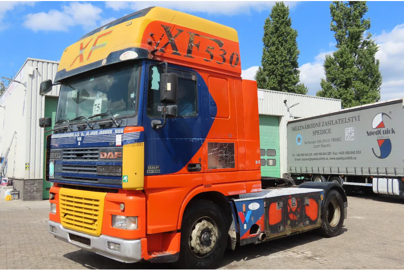 DAF XF 530 type E4, Manual!!! - Dragbil: bild 1 DAF XF 530 type E4, Manual!!! - Dragbil: bild 1