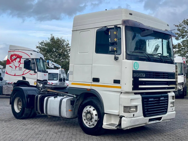 DAF XF 95.430 E4 TYPE, PTO + HYDRAULIC, FRIGO - Dragbil: bild 4 DAF XF 95.430 E4 TYPE, PTO + HYDRAULIC, FRIGO - Dragbil: bild 4