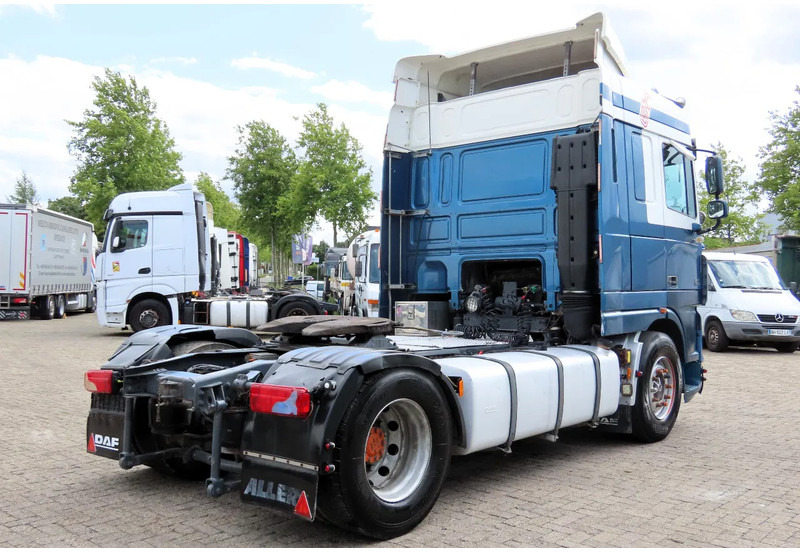 DAF XF 95.530 EURO4. Royal DAF! - Dragbil: bild 4 DAF XF 95.530 EURO4. Royal DAF! - Dragbil: bild 4