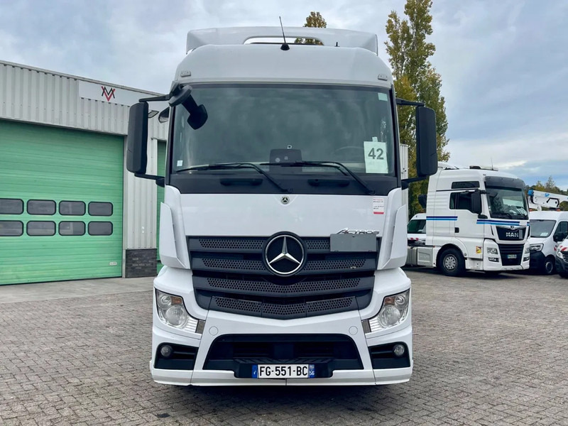 Mercedes-Benz Actros 1845 WDF9634031C008330 , 2 tanks, France clean truck - Dragbil: bild 4 Mercedes-Benz Actros 1845 WDF9634031C008330 , 2 tanks, France clean truck - Dragbil: bild 4