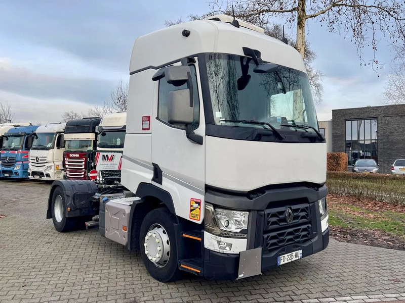 Renault T460 VF611A166KD029811 , RETARDER, COMPRESSOR, ADR, PTO. France truck - Dragbil: bild 3 Renault T460 VF611A166KD029811 , RETARDER, COMPRESSOR, ADR, PTO. France truck - Dragbil: bild 3