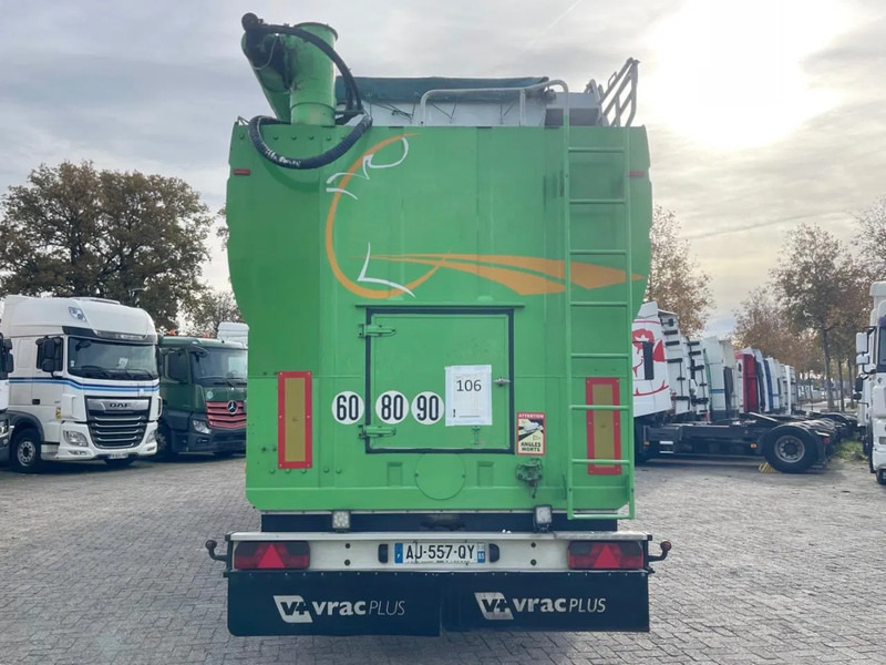 LEVEQUES TSCI, AUGER, HATZ diesel? 7 COMPARTMENTS. Great condition! - Tanktrailer: bild 2 LEVEQUES TSCI, AUGER, HATZ diesel? 7 COMPARTMENTS. Great condition! - Tanktrailer: bild 2