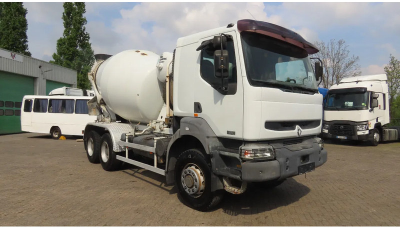 Renault Kerax 370 6X6! 10M3, FULL SPRIG. GREAT CONDITON! - Betongbil: bild 4 Renault Kerax 370 6X6! 10M3, FULL SPRIG. GREAT CONDITON! - Betongbil: bild 4