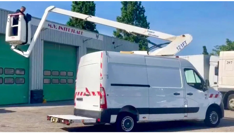 Renault Master 10,5 m, 3500 kg, euro6 - Transportbil: bild 3 Renault Master 10,5 m, 3500 kg, euro6 - Transportbil: bild 3