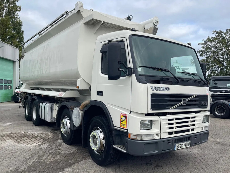Volvo FM 12.380 8X4 SILO AUGER / AIR GREAT CONDITION / fully serviced! - Tankbil: bild 4 Volvo FM 12.380 8X4 SILO AUGER / AIR GREAT CONDITION / fully serviced! - Tankbil: bild 4
