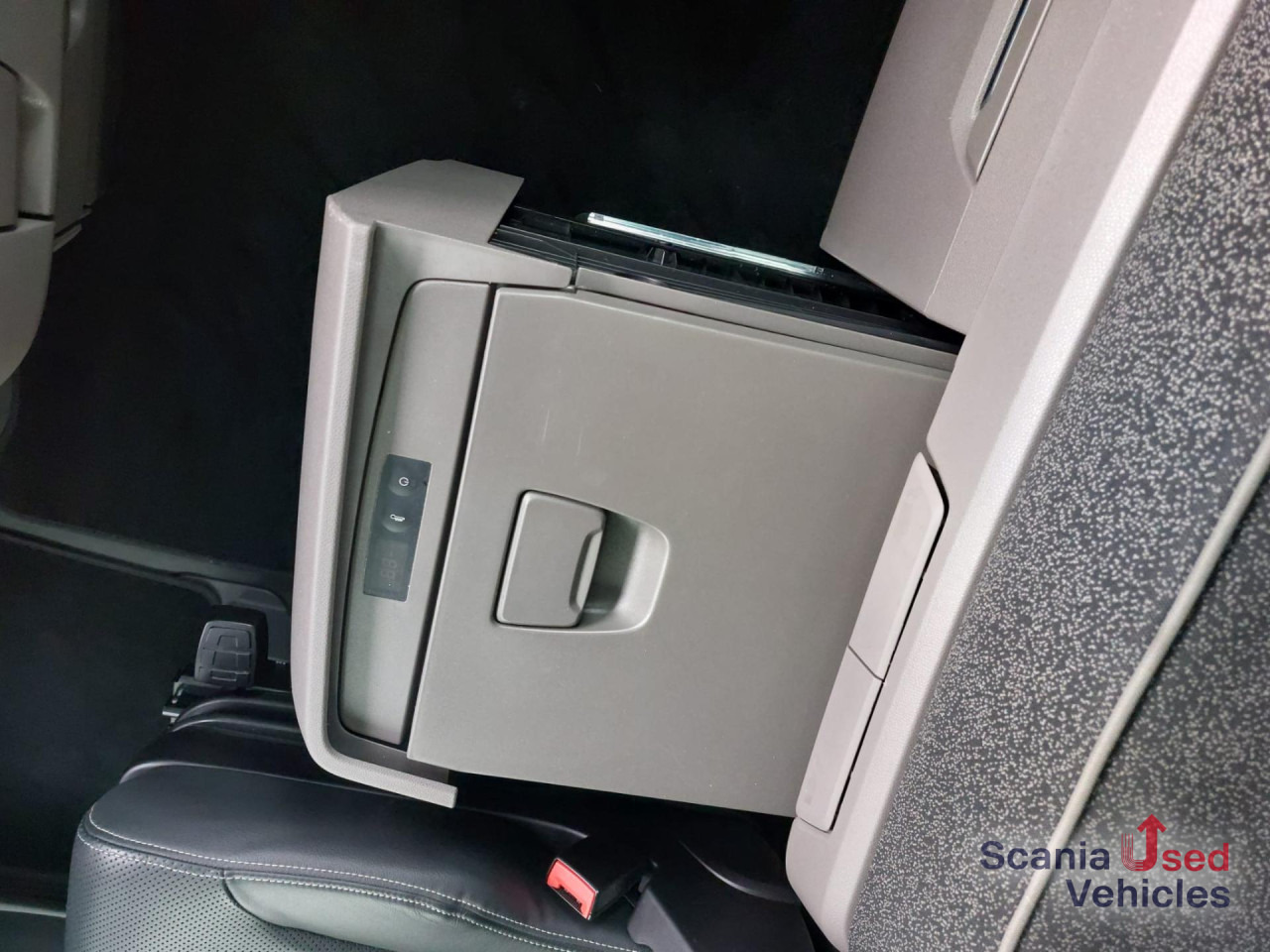 SCANIA S 500 A4x2LA Highline 4-Balg Luftfederung LEDER - Dragbil: bild 2 SCANIA S 500 A4x2LA Highline 4-Balg Luftfederung LEDER - Dragbil: bild 2