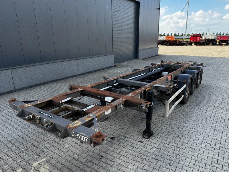 DESOT 20FT/30FT ADR-Chassis, Liftachse, Heckbundig, 2x vorhanden - Containerbil/ Växelflak semitrailer: bild 4 DESOT 20FT/30FT ADR-Chassis, Liftachse, Heckbundig, 2x vorhanden - Containerbil/ Växelflak semitrailer: bild 4