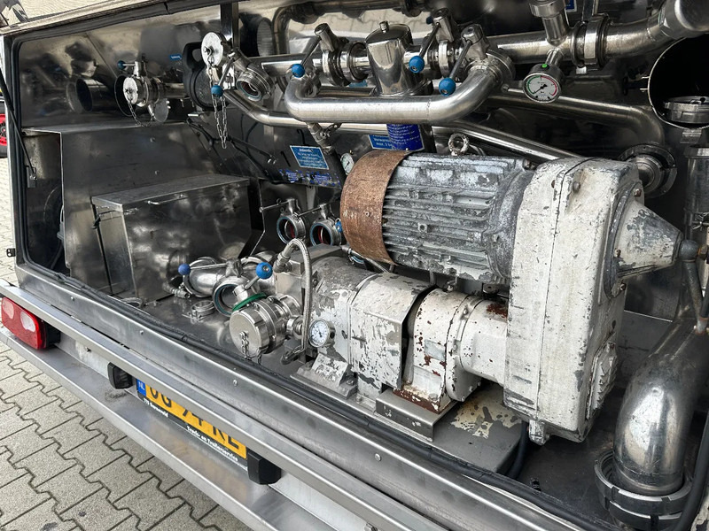 Feldbinder LEVENSMIDDELEN / FOOD / LEBENSMITTEL / 33.500L / 3-COMP / POMP / NL-trailer / APK: 09-2026, 10x beschikbaar - Tanktrailer: bild 5 Feldbinder LEVENSMIDDELEN / FOOD / LEBENSMITTEL / 33.500L / 3-COMP / POMP / NL-trailer / APK: 09-2026, 10x beschikbaar - Tanktrailer: bild 5