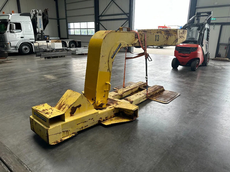 HOUCON GN27 Gooseneck FOR MAFI - Terminaltraktor: bild 1 HOUCON GN27 Gooseneck FOR MAFI - Terminaltraktor: bild 1