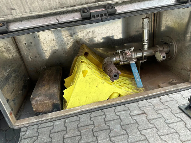 Leasa Van Hool 20FT/30FT, ADR (EX/II, EX/III, FL, AT), BPW + drum, ALCOA, liftaxle, NL-Chassis Van Hool 20FT/30FT, ADR (EX/II, EX/III, FL, AT), BPW + drum, ALCOA, liftaxle, NL-Chassis: bild 17 Leasa Van Hool 20FT/30FT, ADR (EX/II, EX/III, FL, AT), BPW + drum, ALCOA, liftaxle, NL-Chassis Van Hool 20FT/30FT, ADR (EX/II, EX/III, FL, AT), BPW + drum, ALCOA, liftaxle, NL-Chassis: bild 17