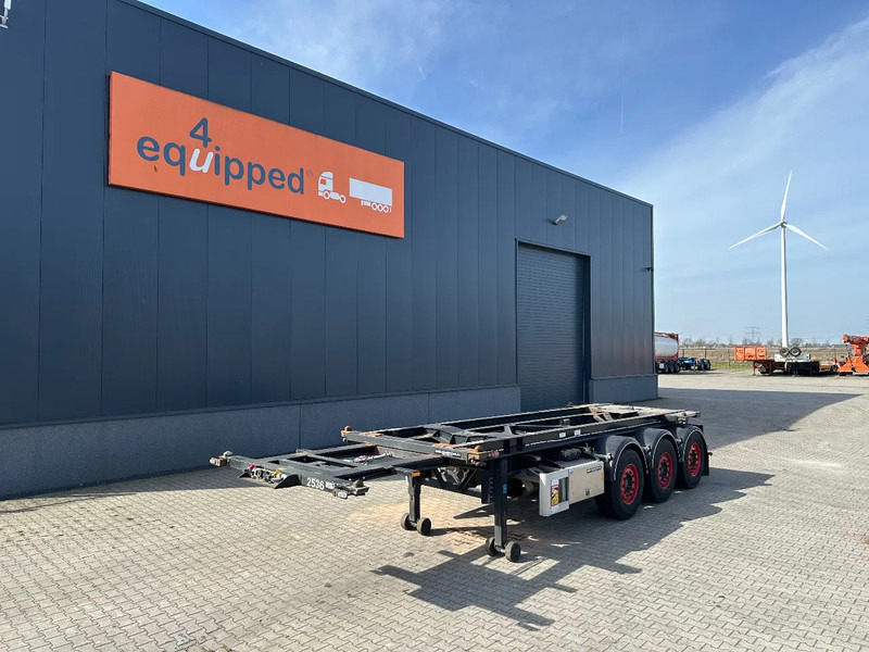 Van Hool 20FT Tipping-chassis, ADR (EX/II, EX/III, FL, AT), SAF, 2 liftaxles, APK/ADR: 10-2025 - Containerbil/ Växelflak semitrailer: bild 2 Van Hool 20FT Tipping-chassis, ADR (EX/II, EX/III, FL, AT), SAF, 2 liftaxles, APK/ADR: 10-2025 - Containerbil/ Växelflak semitrailer: bild 2