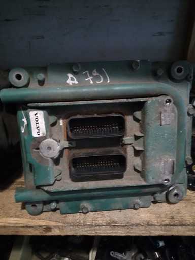 EDC VOLVO FH460 D13C460 20995620 P04 - Kontrollenhet för Lastbil: bild 2 EDC VOLVO FH460 D13C460 20995620 P04 - Kontrollenhet för Lastbil: bild 2