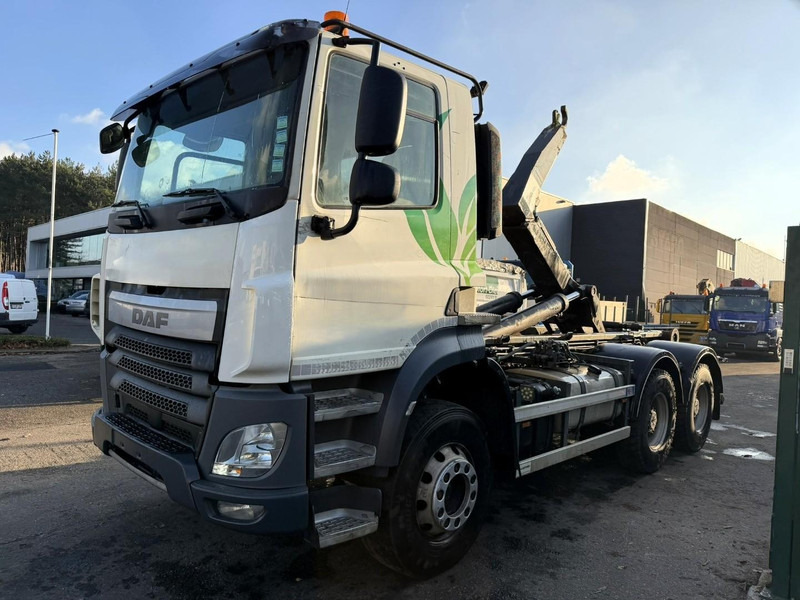 DAF CF 460 6x4 FAT HOOKLIFT - WB 3m35 - STEEL SPRING / BIG AXLES HUB REDUCTION - EURO 6 - BE TRUCK - Lastväxlare lastbil: bild 3 DAF CF 460 6x4 FAT HOOKLIFT - WB 3m35 - STEEL SPRING / BIG AXLES HUB REDUCTION - EURO 6 - BE TRUCK - Lastväxlare lastbil: bild 3