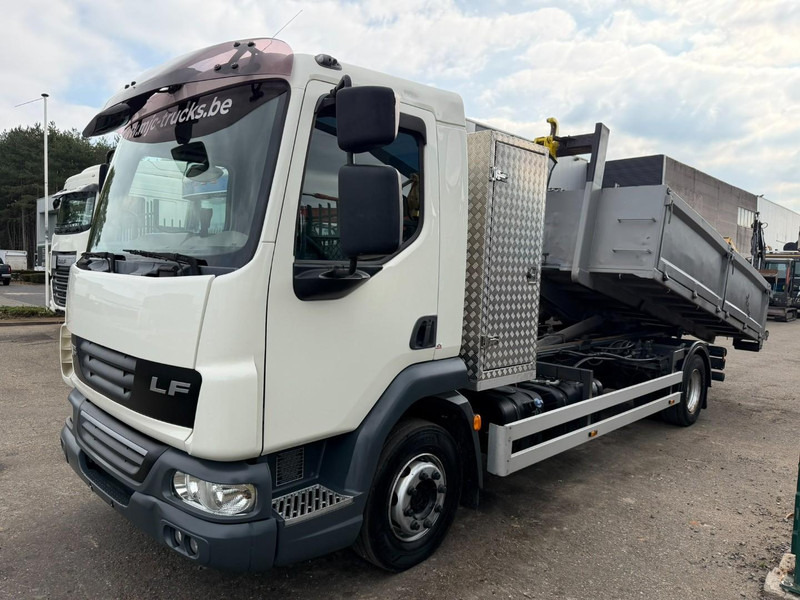 DAF LF 45.180 - 12T - 4x2 HOOKLIFT / HAAKSYTEEM / ABROLLKIPPER / AMPLIROL - *320.000km* - EURO 5 - TÜV 06/2026 - BE TRUCK - Lastväxlare lastbil: bild 2 DAF LF 45.180 - 12T - 4x2 HOOKLIFT / HAAKSYTEEM / ABROLLKIPPER / AMPLIROL - *320.000km* - EURO 5 - TÜV 06/2026 - BE TRUCK - Lastväxlare lastbil: bild 2