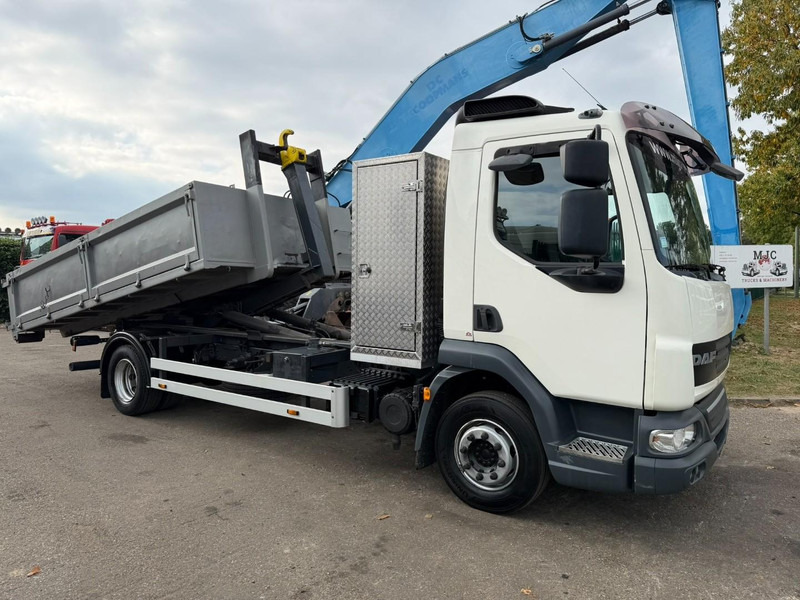 DAF LF 45.180 - 12T - 4x2 HOOKLIFT / HAAKSYTEEM / ABROLLKIPPER / AMPLIROL - *320.000km* - EURO 5 - TÜV 06/2026 - BE TRUCK - Lastväxlare lastbil: bild 1 DAF LF 45.180 - 12T - 4x2 HOOKLIFT / HAAKSYTEEM / ABROLLKIPPER / AMPLIROL - *320.000km* - EURO 5 - TÜV 06/2026 - BE TRUCK - Lastväxlare lastbil: bild 1