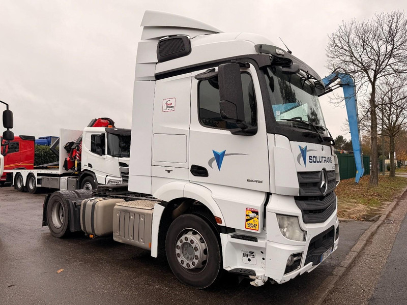 Mercedes-Benz Actros 1845 - 13L ENGINE - STREAMSPACE - FRIGO - SPOILERS - *713.000km* - GOOD CONDITION - Dragbil: bild 1 Mercedes-Benz Actros 1845 - 13L ENGINE - STREAMSPACE - FRIGO - SPOILERS - *713.000km* - GOOD CONDITION - Dragbil: bild 1