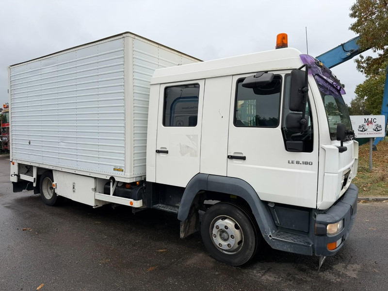 MAN LE 8.180 CLOSED BOX / KOFFER - DOKA - MANUAL GEARBOX - *248.000km* - STEEL SPRING / BLATT / LAMES - BE TRUCK - Lastbil med skåp: bild 1 MAN LE 8.180 CLOSED BOX / KOFFER - DOKA - MANUAL GEARBOX - *248.000km* - STEEL SPRING / BLATT / LAMES - BE TRUCK - Lastbil med skåp: bild 1