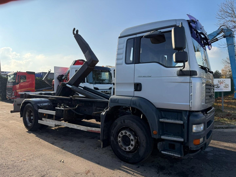 MAN TGA 18.350 4x2 19T HOOKLIFT / ABROLLKIPPER / GANCHO / AMPLIROL - EURO 3 - AS TRONIC AUTOMATIC - Lastväxlare lastbil: bild 1 MAN TGA 18.350 4x2 19T HOOKLIFT / ABROLLKIPPER / GANCHO / AMPLIROL - EURO 3 - AS TRONIC AUTOMATIC - Lastväxlare lastbil: bild 1