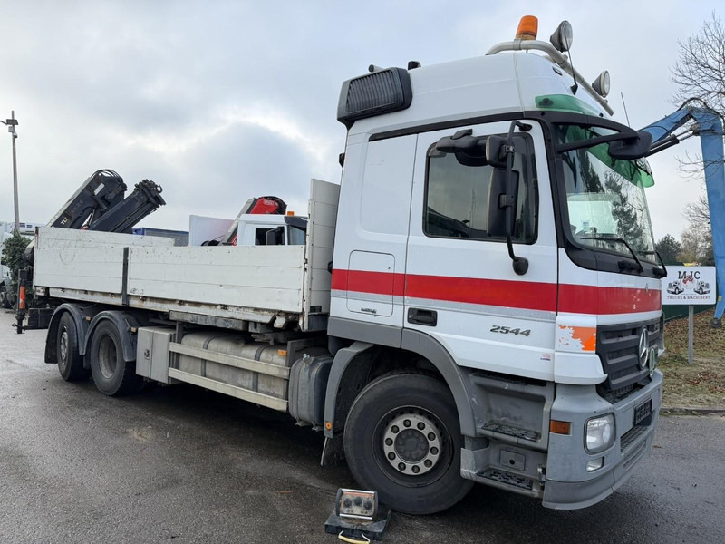 Mercedes-Benz ACTROS 2544 6x2 MP2 + CRANE ATLAS 165.2E (3x HYDR) - RADIO - *FULL AIR* - LIFT + STEERING AXLE - *299.000km* - PLATFORM 6m50 - Kranbil: bild 2 Mercedes-Benz ACTROS 2544 6x2 MP2 + CRANE ATLAS 165.2E (3x HYDR) - RADIO - *FULL AIR* - LIFT + STEERING AXLE - *299.000km* - PLATFORM 6m50 - Kranbil: bild 2