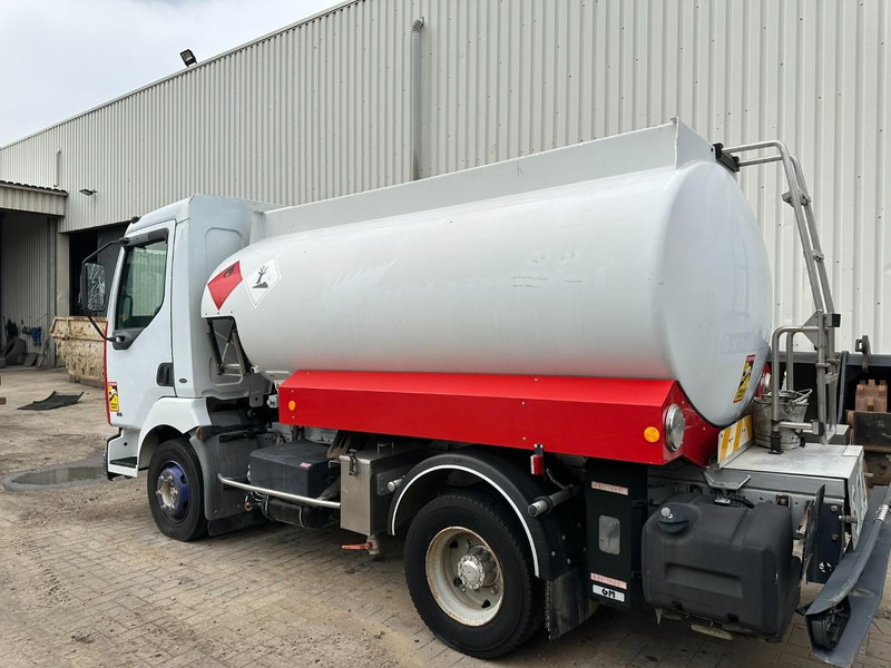 Renault MIDLUM 150 FUEL TANKER / CITERNE MAZOUT - 6500L - 3 COMPARTIMENTS - *ENGINE PROBLEM* - Tankbil: bild 4 Renault MIDLUM 150 FUEL TANKER / CITERNE MAZOUT - 6500L - 3 COMPARTIMENTS - *ENGINE PROBLEM* - Tankbil: bild 4