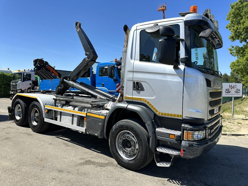 Scania G450 6x4 HOOKLIFT AJK 20T - 5760mm - 3m90 WB - HUB REDUCTION / STEEL SUSP. - EURO 6 - BE TRUCK - Lastväxlare lastbil: bild 1 Scania G450 6x4 HOOKLIFT AJK 20T - 5760mm - 3m90 WB - HUB REDUCTION / STEEL SUSP. - EURO 6 - BE TRUCK - Lastväxlare lastbil: bild 1