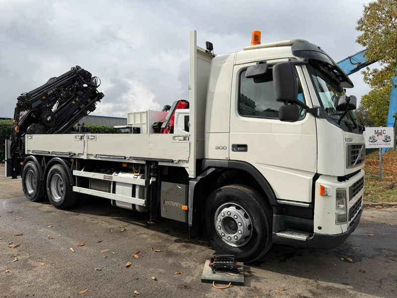 Volvo FM 300 6x4 + (25.8m!) PRITSCHE + KRAN HIAB 245 E-5 + JIB 65 X-3 + 2 ME - *228.000km* - MANUAL - A/C - EURO 3 - BELGIAN TRUCK - Flakbil, Kranbil: bild 1 Volvo FM 300 6x4 + (25.8m!) PRITSCHE + KRAN HIAB 245 E-5 + JIB 65 X-3 + 2 ME - *228.000km* - MANUAL - A/C - EURO 3 - BELGIAN TRUCK - Flakbil, Kranbil: bild 1