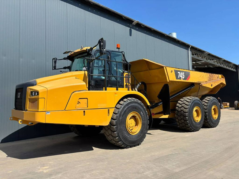 Cat 745 04A - Ramstyrd dumper: bild 1 Cat 745 04A - Ramstyrd dumper: bild 1