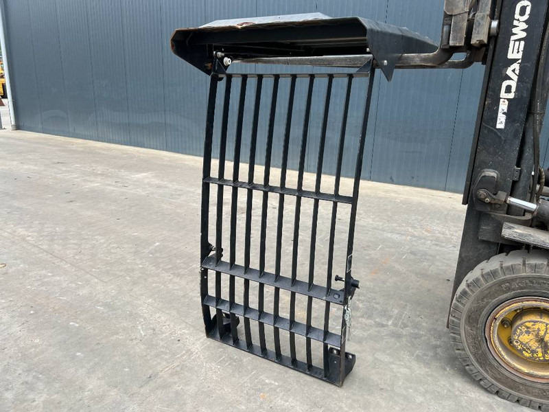 Cat M313D / M315D / M316D / M318D / M322D / M325D - Hytt och interiör för Byggmaskiner: bild 1 Cat M313D / M315D / M316D / M318D / M322D / M325D - Hytt och interiör för Byggmaskiner: bild 1