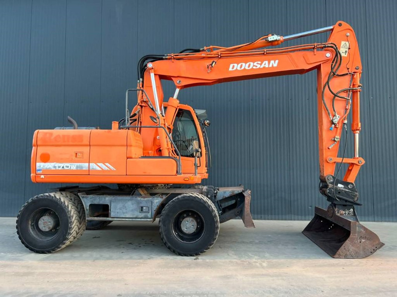 Doosan DX170W - Grävmaskin på däck: bild 4 Doosan DX170W - Grävmaskin på däck: bild 4