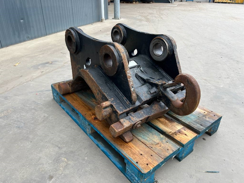 Verachtert CW45 - 330F - Redskapsfäste för Byggmaskiner: bild 3 Verachtert CW45 - 330F - Redskapsfäste för Byggmaskiner: bild 3