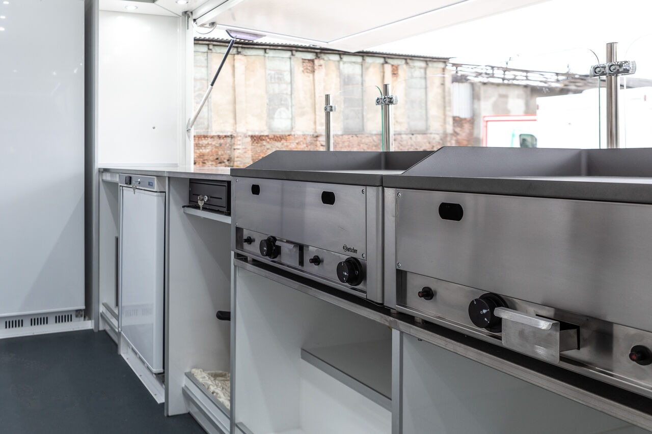 Bannert FOOD TRUCK - Matbil: bild 2 Bannert FOOD TRUCK - Matbil: bild 2