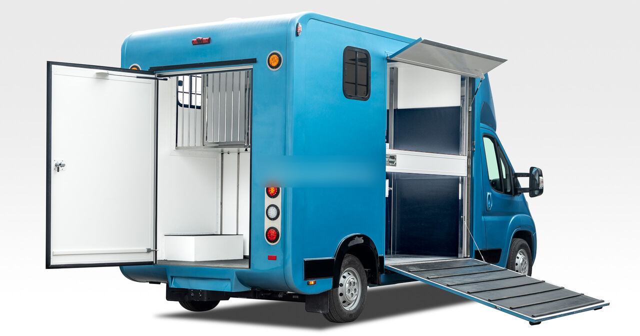 Opel Bannert Koniowoz / Horse Truck / In Stock - Hästbuss: bild 3 Opel Bannert Koniowoz / Horse Truck / In Stock - Hästbuss: bild 3