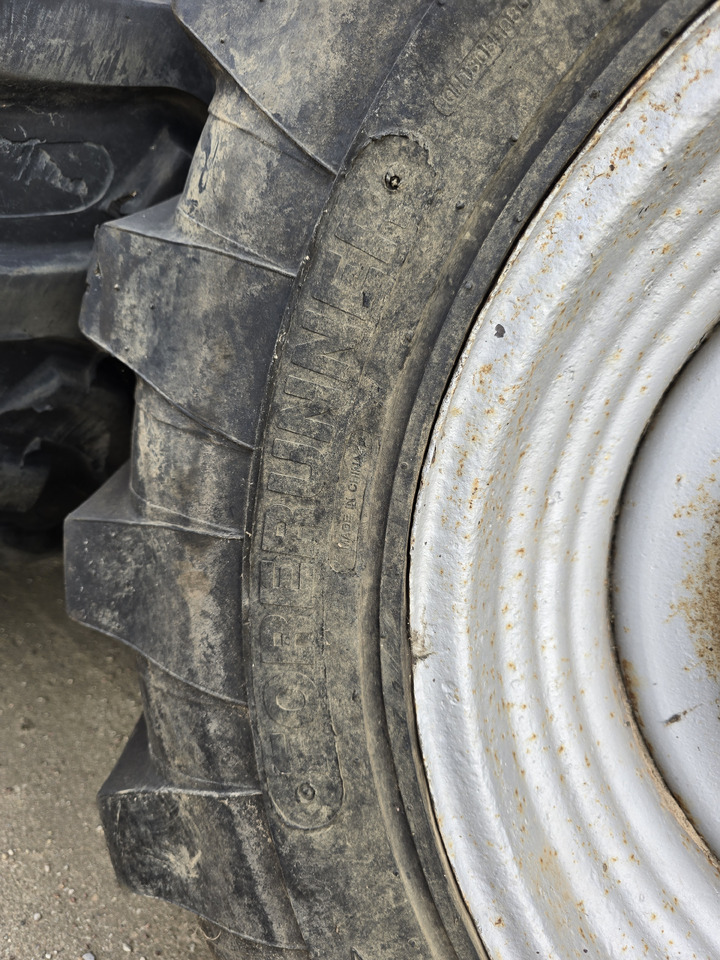 FORERUNNER 17.5 - 24 - Komplett hjul för Lantbruksmaskiner: bild 4 FORERUNNER 17.5 - 24 - Komplett hjul för Lantbruksmaskiner: bild 4