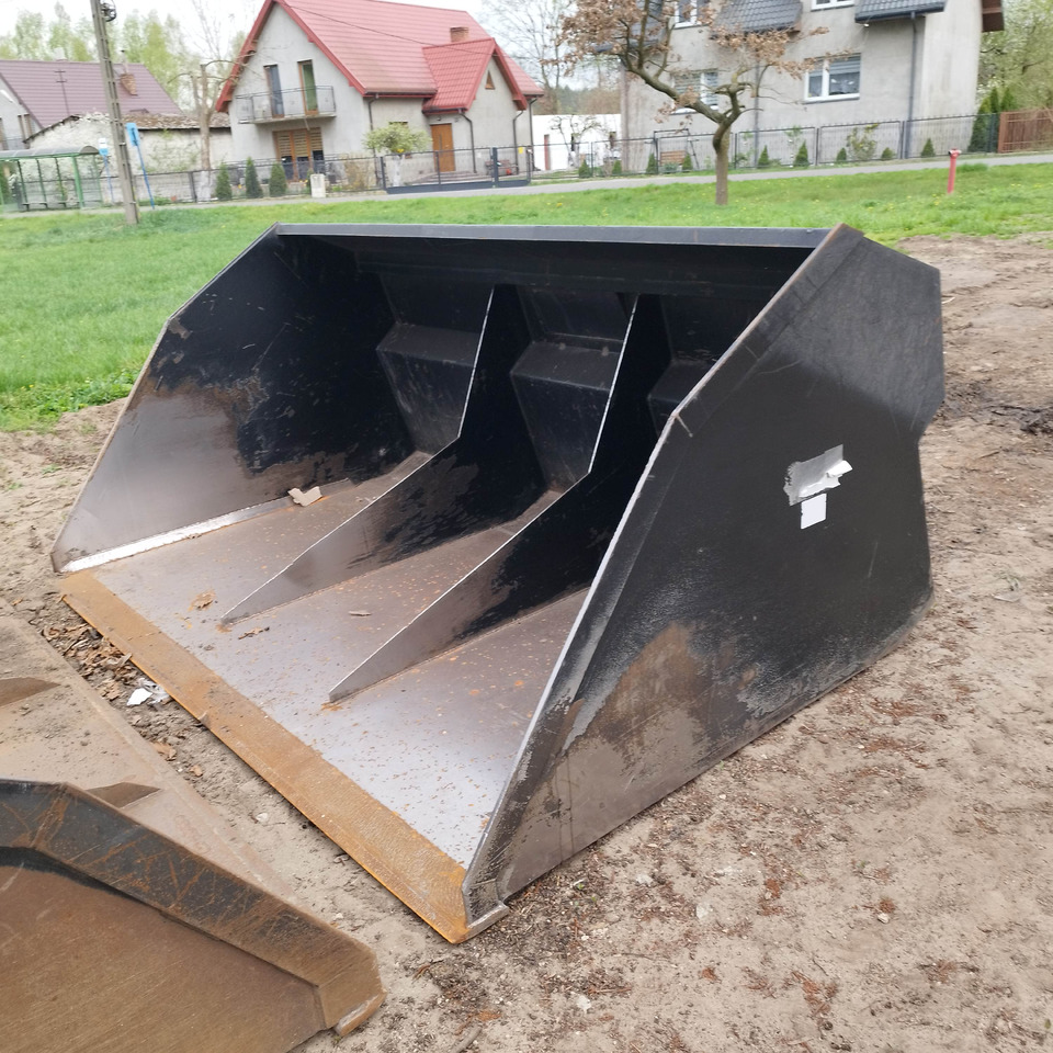 Manitou - Lastarskopa: bild 2 Manitou - Lastarskopa: bild 2