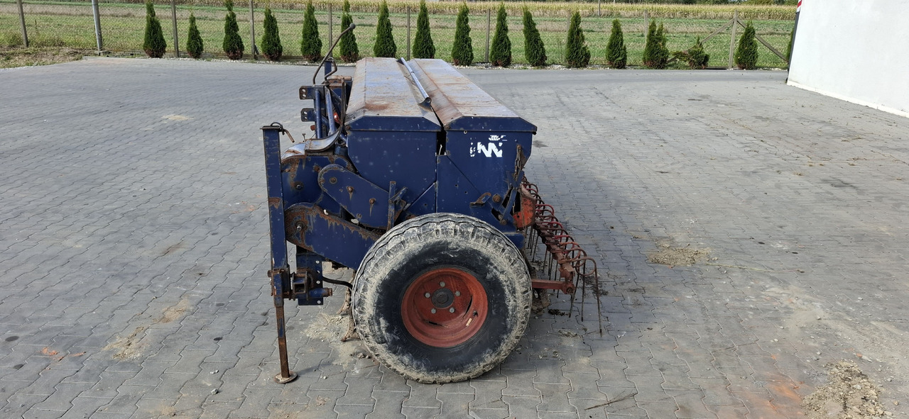 NORDSTEN Combi-Matic 3 m - Maskin för sådd: bild 2 NORDSTEN Combi-Matic 3 m - Maskin för sådd: bild 2