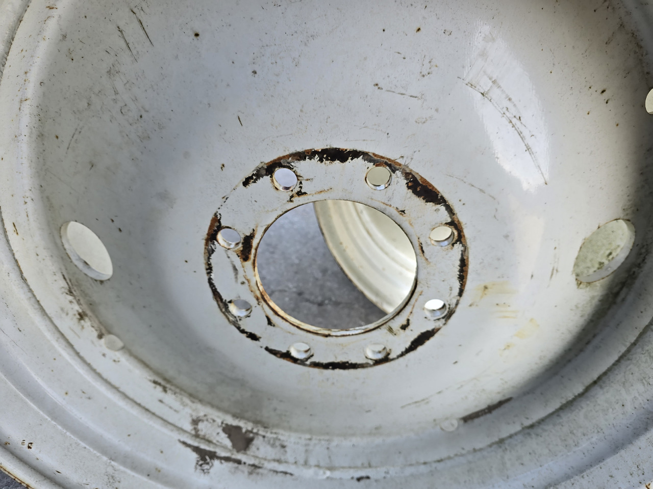 Titan W15LX28, piasta 150 mm - Komplett hjul för Lantbruksmaskiner: bild 5 Titan W15LX28, piasta 150 mm - Komplett hjul för Lantbruksmaskiner: bild 5