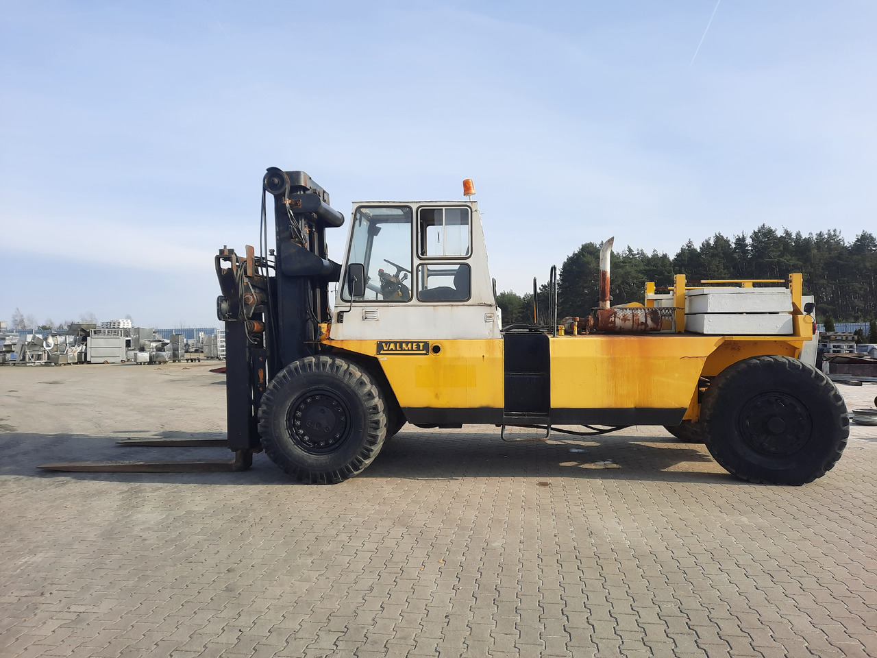 Valmet TD2712 - A25036 - Containertruck: bild 3 Valmet TD2712 - A25036 - Containertruck: bild 3