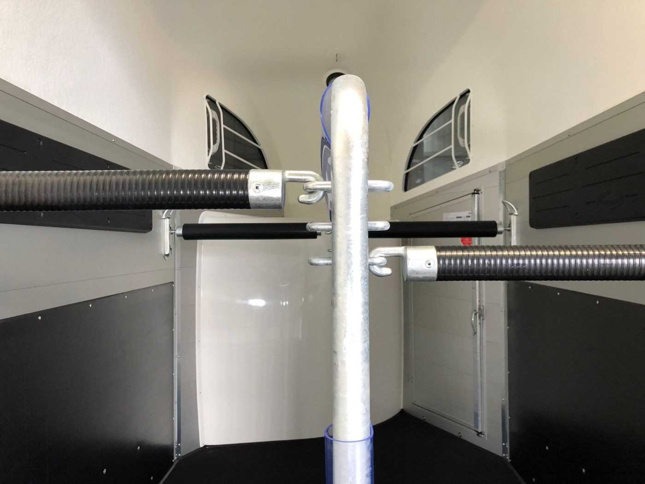 BOECKMANN Champion R Pferdeanhänger - Hästsläp: bild 4 BOECKMANN Champion R Pferdeanhänger - Hästsläp: bild 4