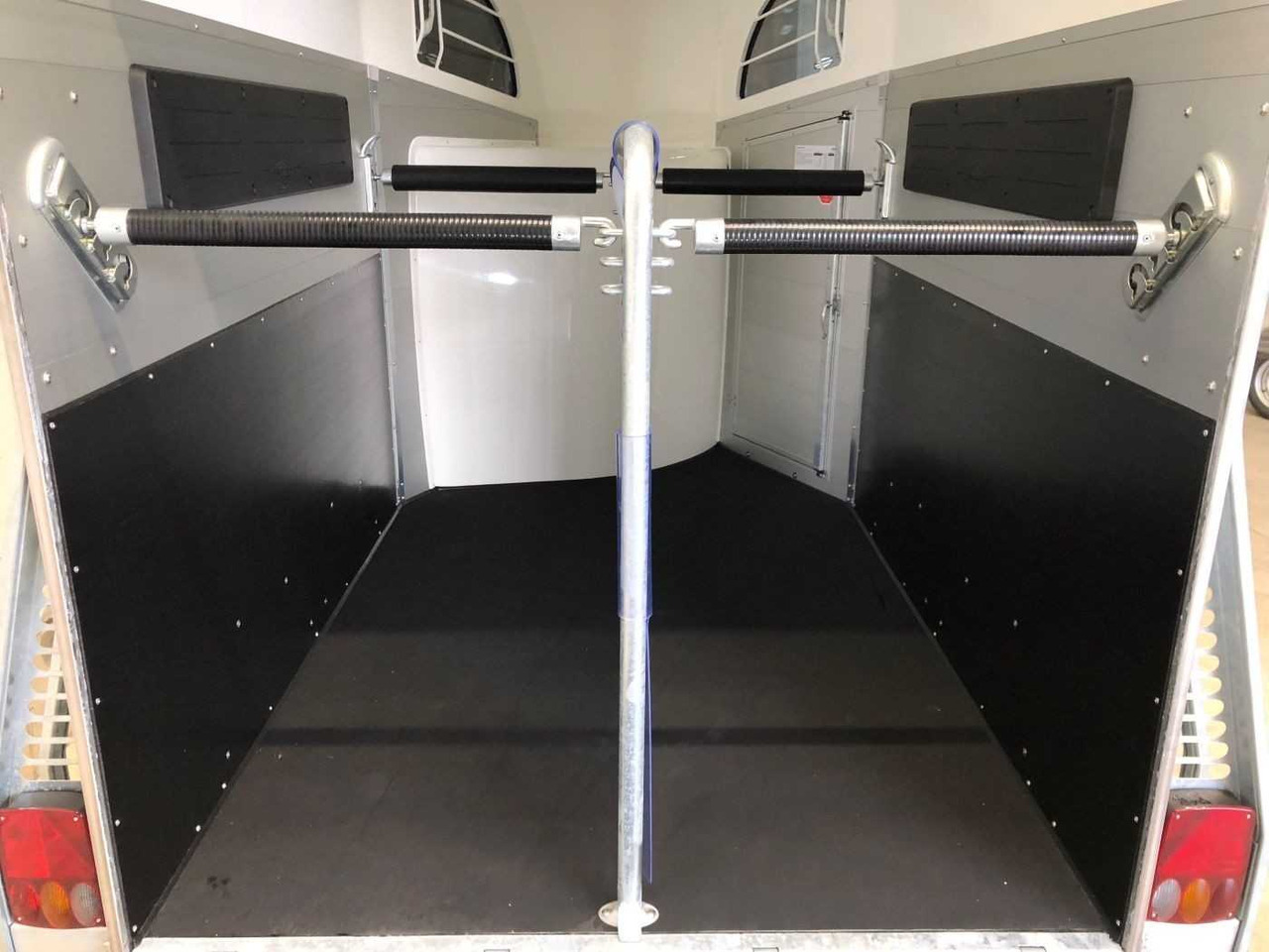 BOECKMANN Champion R Pferdeanhänger - Hästsläp: bild 2 BOECKMANN Champion R Pferdeanhänger - Hästsläp: bild 2