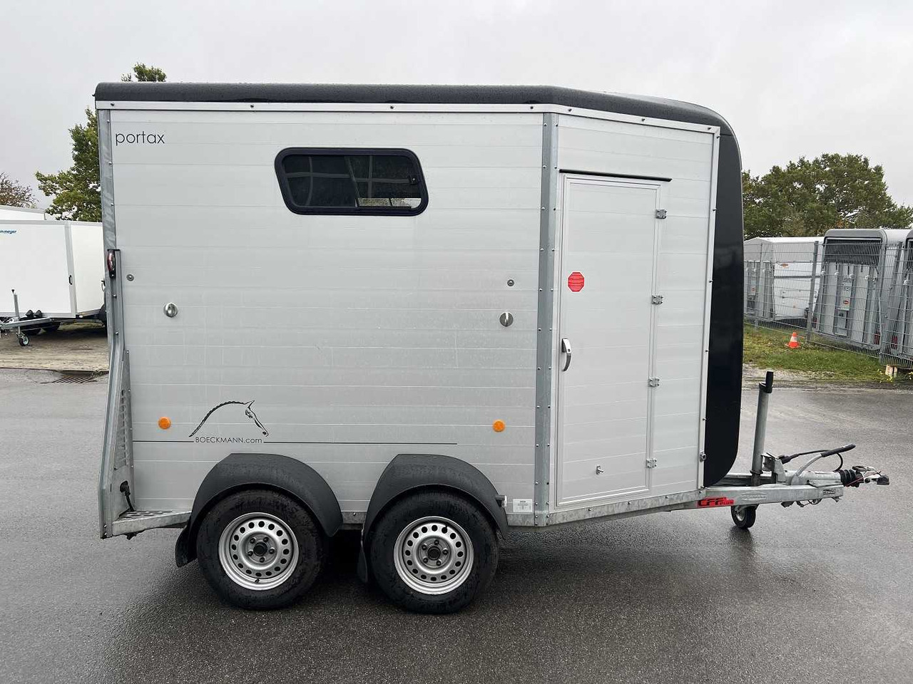BOECKMANN Portax E TKL Pferdeanhänger - Hästsläp: bild 2 BOECKMANN Portax E TKL Pferdeanhänger - Hästsläp: bild 2