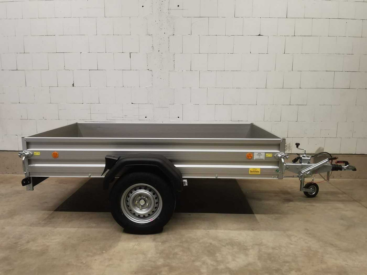 BOECKMANN TL-AL 2513/135 Stkl Kastenanhänger gebremst - Bilsläp: bild 2 BOECKMANN TL-AL 2513/135 Stkl Kastenanhänger gebremst - Bilsläp: bild 2