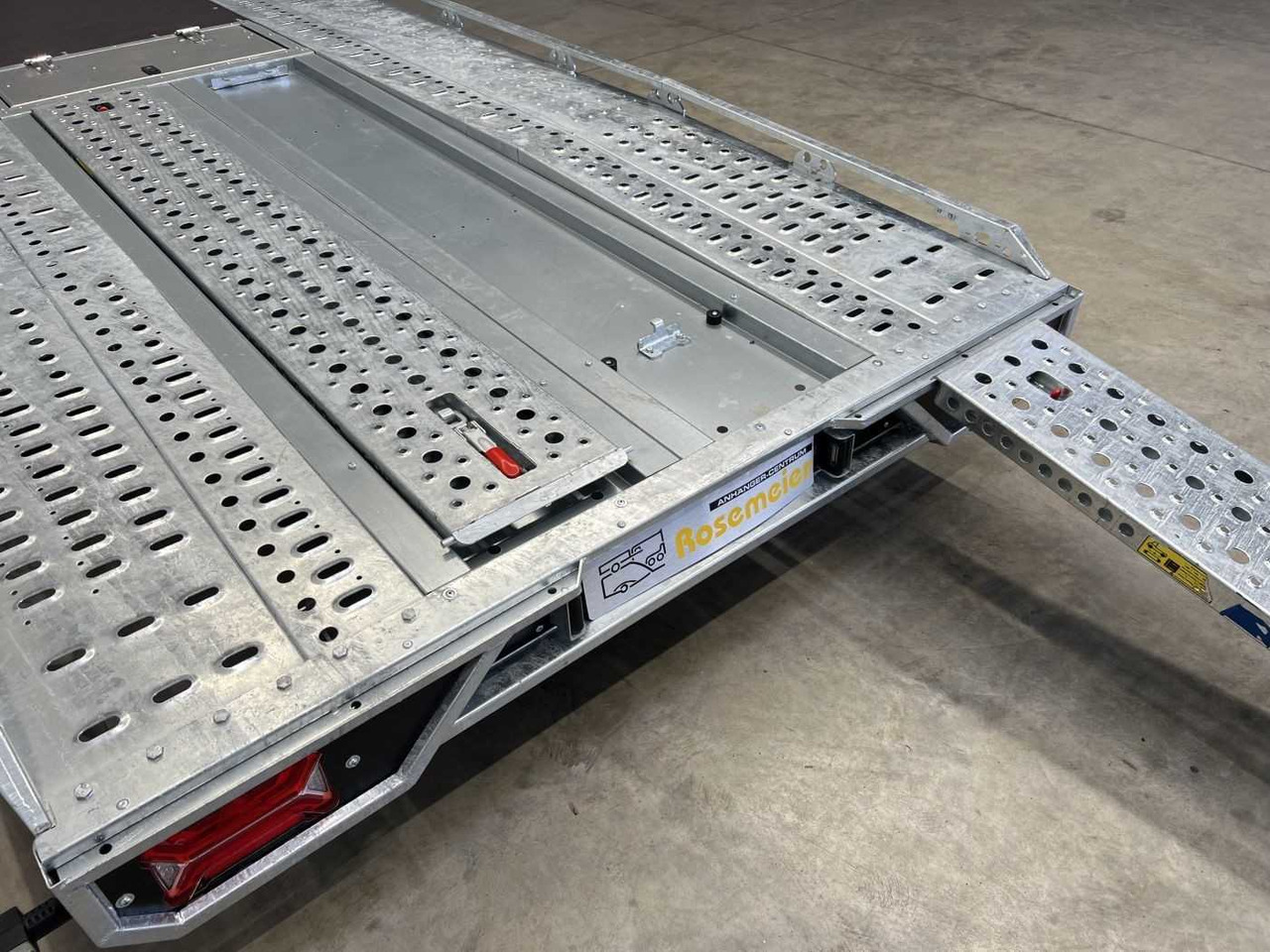 BRIAN_JAMES T Transporter 231-4520-30-2-10 Autotransporter - Biltransportsläp: bild 4 BRIAN_JAMES T Transporter 231-4520-30-2-10 Autotransporter - Biltransportsläp: bild 4