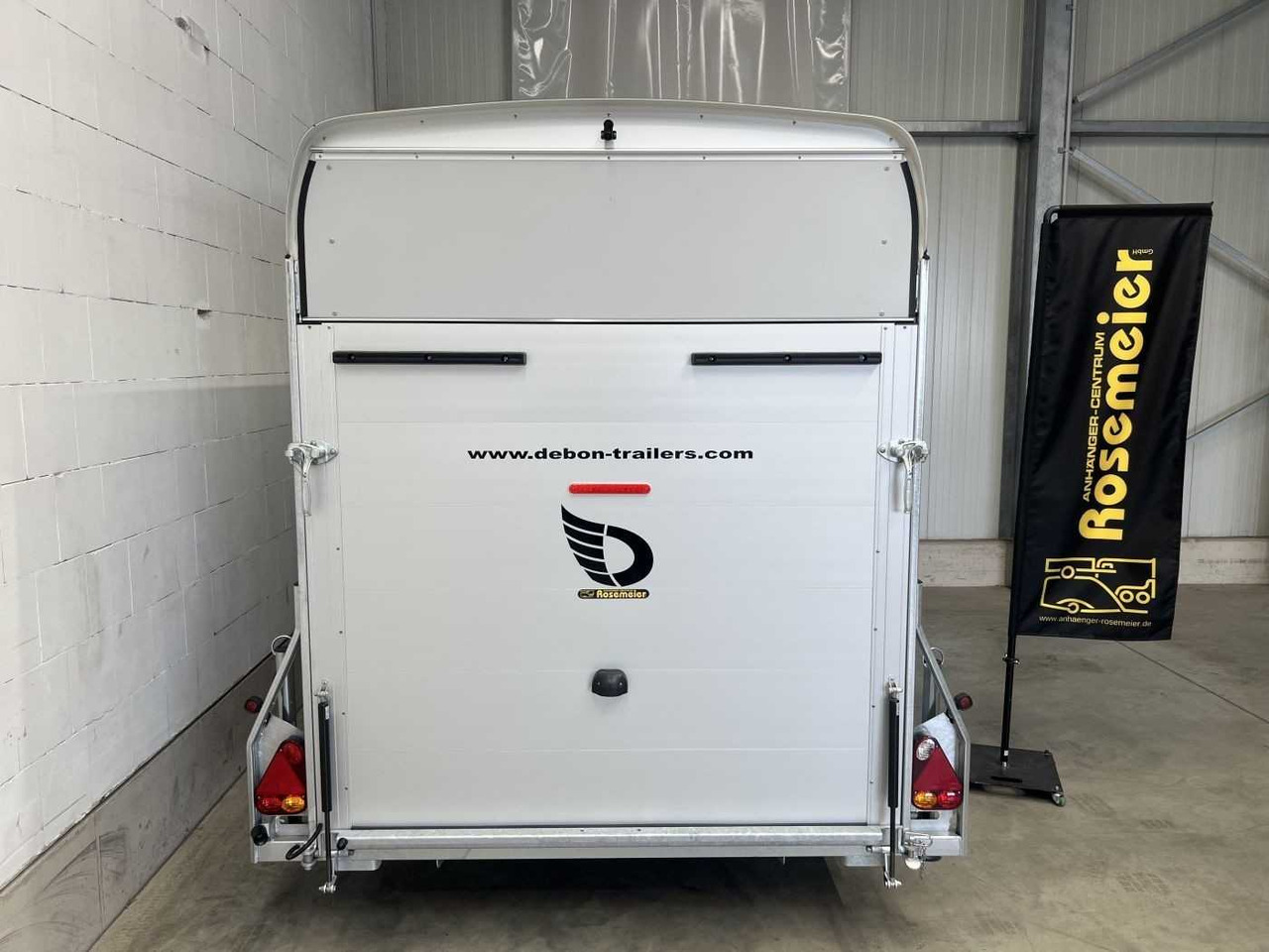 CHEVAL LIBERTE DEBON C400 Roadster Verkl ALF Tür Kofferanhänger - MC-släp: bild 3 CHEVAL LIBERTE DEBON C400 Roadster Verkl ALF Tür Kofferanhänger - MC-släp: bild 3
